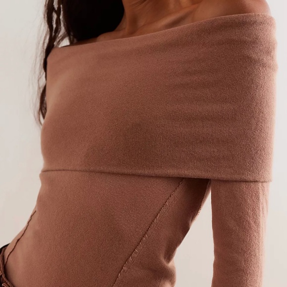 Free People We The Free Iris Layering Top in Cafe Latte - Picture 4 of 4